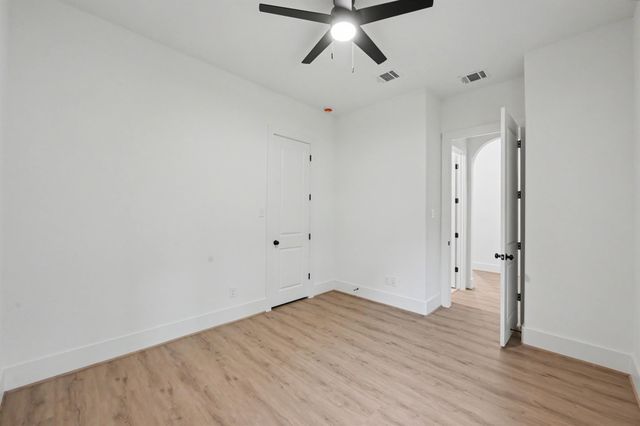 13962 Dolphin Drive, Willis, TX 77318