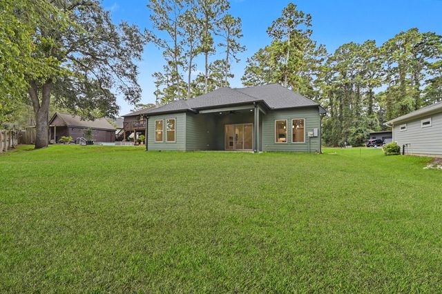 13962 Dolphin Drive, Willis, TX 77318