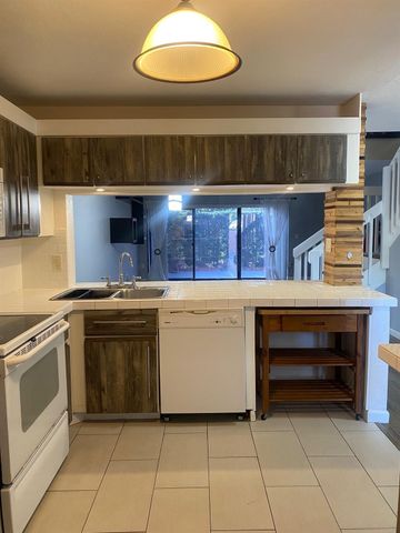 3181 NW 85th Avenue, Coral Springs, FL 33065