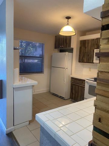 3181 NW 85th Avenue, Coral Springs, FL 33065