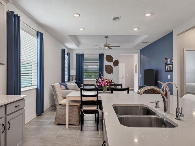 7724 SALOON LANE, Sarasota, FL 34240