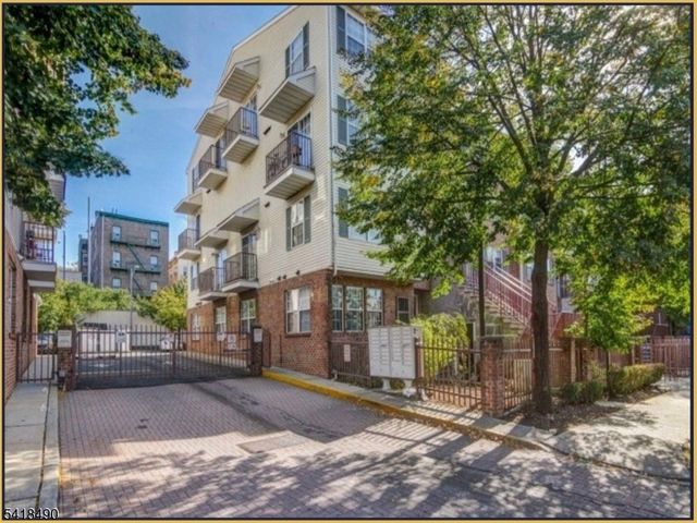 84 Union St C2, Newark City, NJ 07105