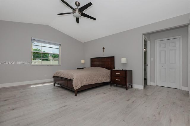 945 NW 202nd Ave, Pembroke Pines, FL 33029