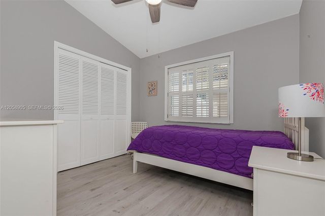 945 NW 202nd Ave, Pembroke Pines, FL 33029