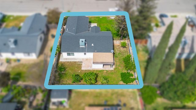 2376 Zinfandel Dr, Livingston, CA 95334