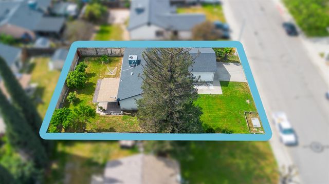 2376 Zinfandel Dr, Livingston, CA 95334