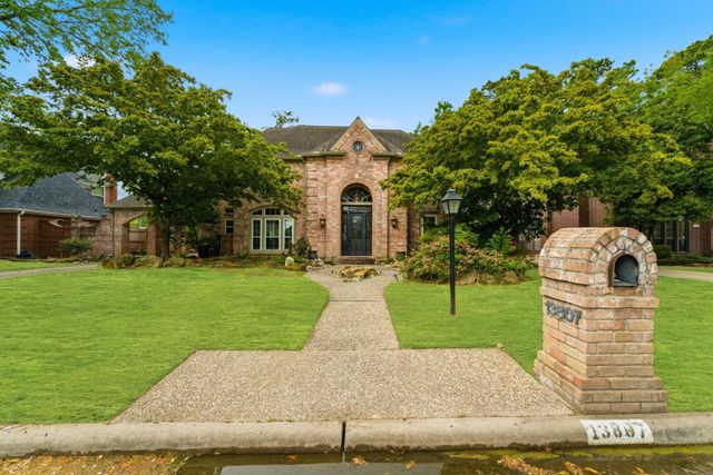 13807 Balmore Circle, Houston, TX 77069