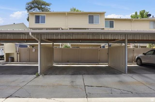 627 E SPRINGHILL DR, Murray, UT 84107