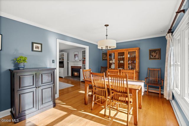 12 Delucia Terrace, Colonie, NY 12211