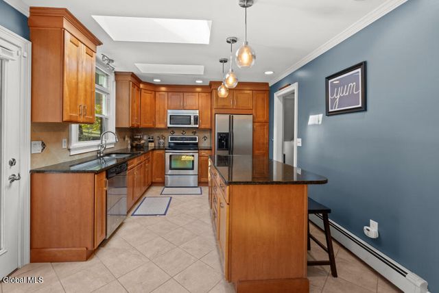 12 Delucia Terrace, Colonie, NY 12211