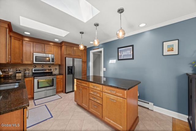 12 Delucia Terrace, Colonie, NY 12211