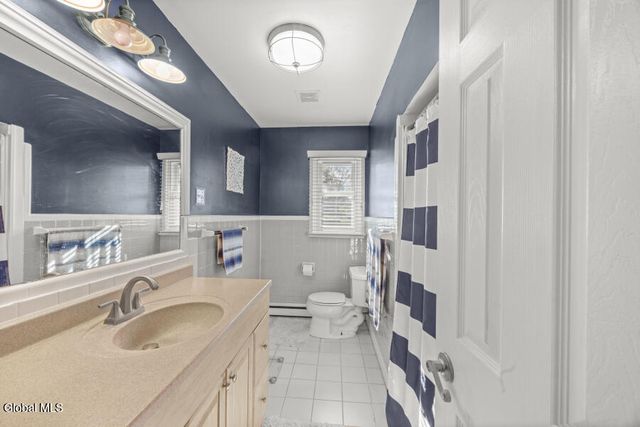 12 Delucia Terrace, Colonie, NY 12211