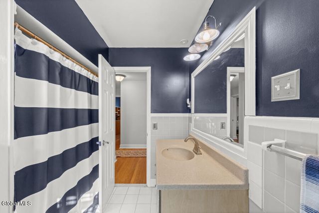 12 Delucia Terrace, Colonie, NY 12211