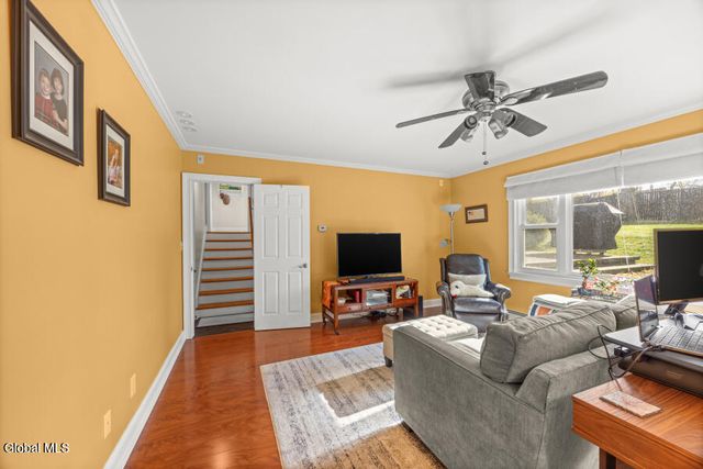 12 Delucia Terrace, Colonie, NY 12211