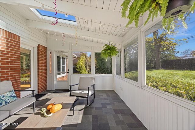 12 Delucia Terrace, Colonie, NY 12211