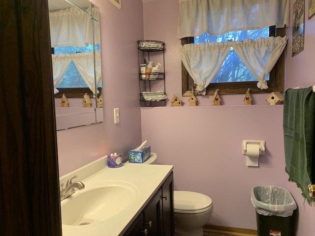 W310S8721 Casper DRIVE, Mukwonago, WI 53149