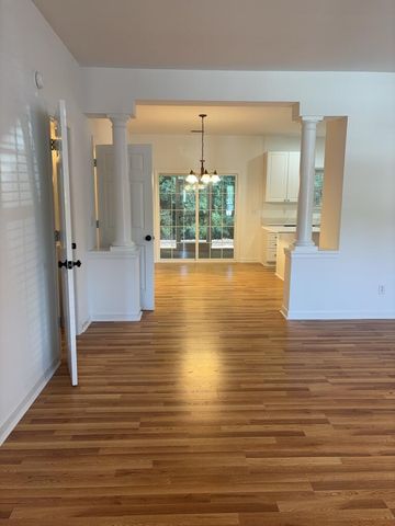 1544 Oxborough Circle, Mount Pleasant, SC 29466