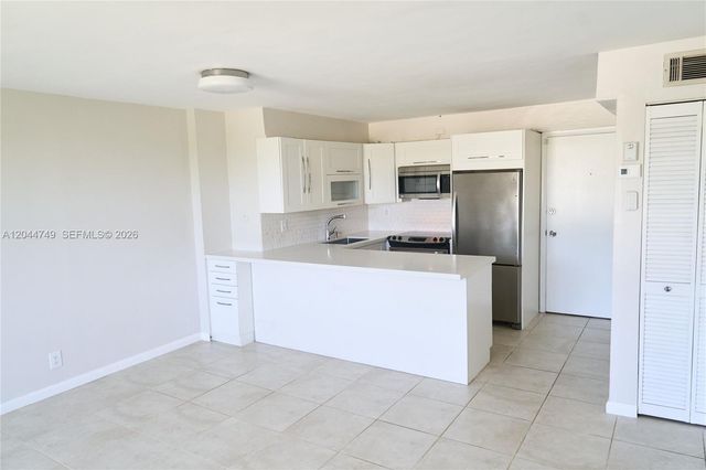 3000 N Ocean Boulevard 407, Fort Lauderdale, FL 33308