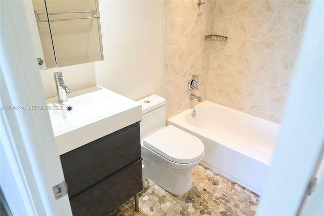 3000 N Ocean Boulevard 407, Fort Lauderdale, FL 33308