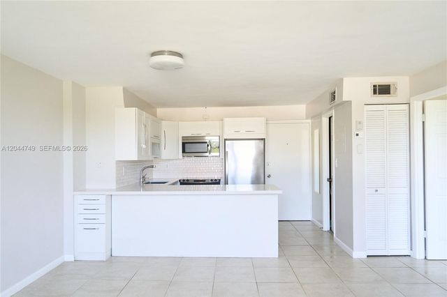 3000 N Ocean Boulevard 407, Fort Lauderdale, FL 33308