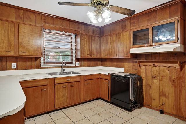 824 W Broad St, Smithville, TN 37166