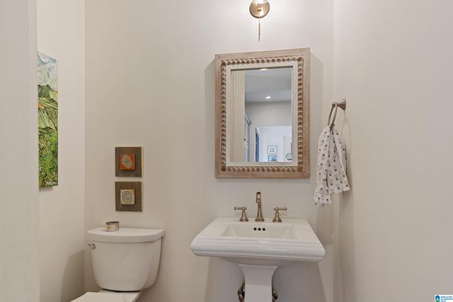 101 CONNEMARA TRAIL, Birmingham, AL 35242