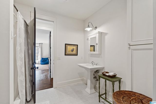 101 CONNEMARA TRAIL, Birmingham, AL 35242