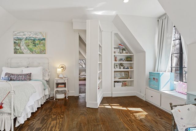 101 CONNEMARA TRAIL, Birmingham, AL 35242