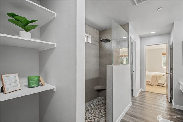 2261 Wallace Loop, Dupont, WA 98327