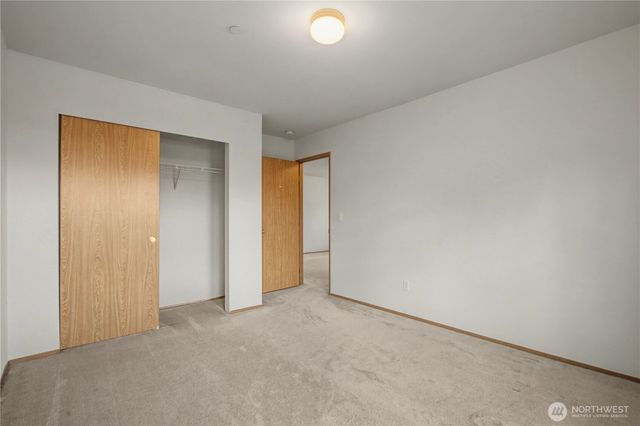 2261 Wallace Loop, Dupont, WA 98327