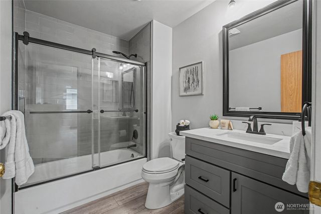 2261 Wallace Loop, Dupont, WA 98327