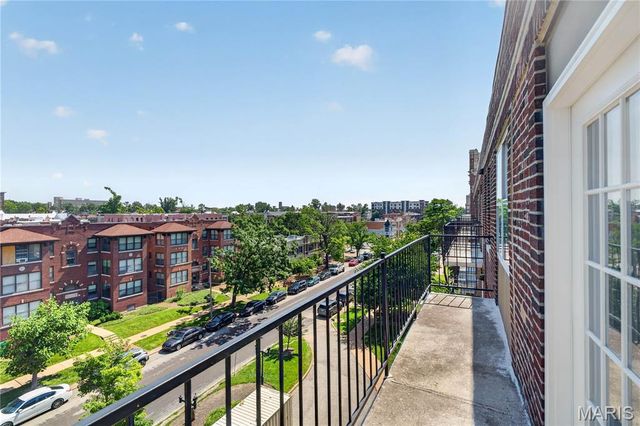 5630 Pershing Avenue 54, St Louis, MO 63112