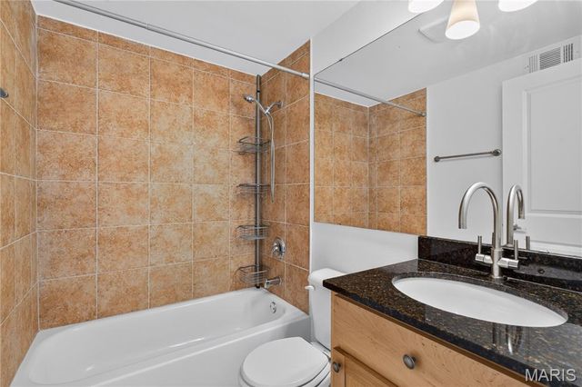 5630 Pershing Avenue 54, St Louis, MO 63112