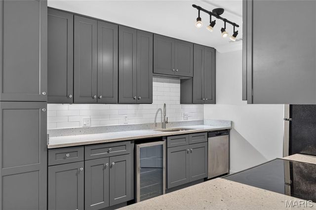 5630 Pershing Avenue 54, St Louis, MO 63112