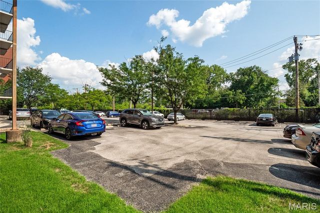 5630 Pershing Avenue 54, St Louis, MO 63112