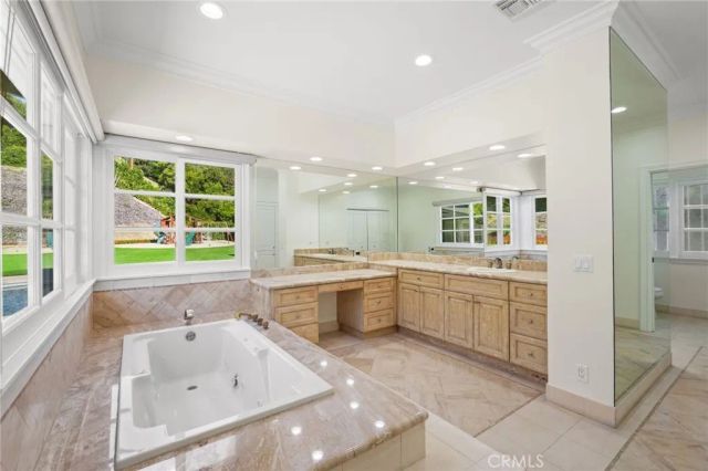 20171 Allentown, Woodland Hills, CA 91364