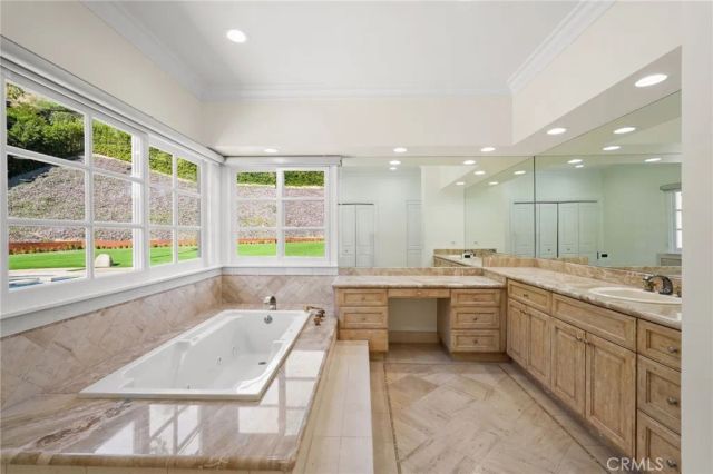 20171 Allentown, Woodland Hills, CA 91364