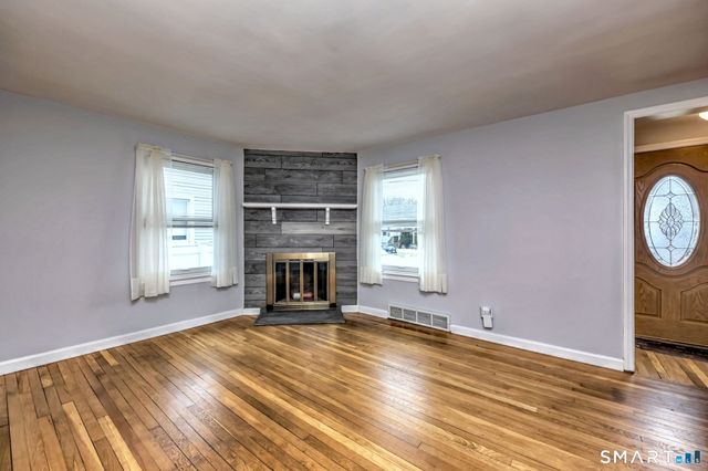 76 Luther Street, Bridgeport, CT 06606