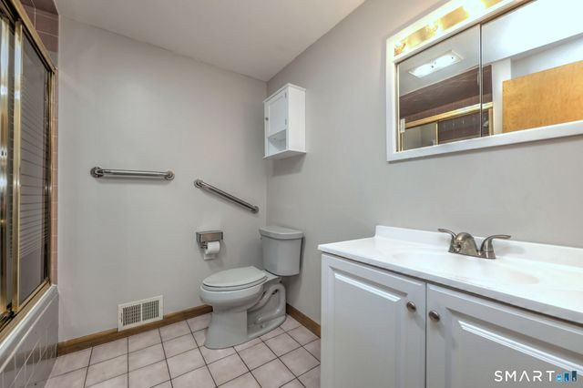 76 Luther Street, Bridgeport, CT 06606