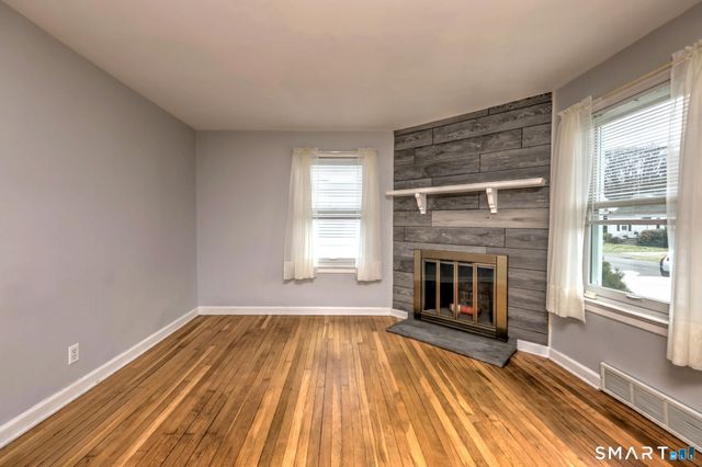 76 Luther Street, Bridgeport, CT 06606