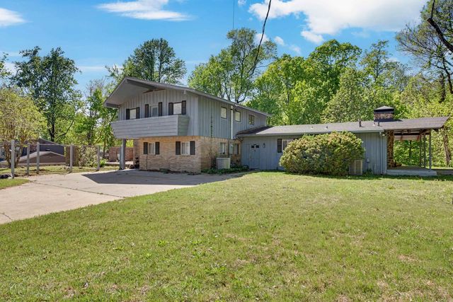 117 Avalon Pl, Helena, AR 72342