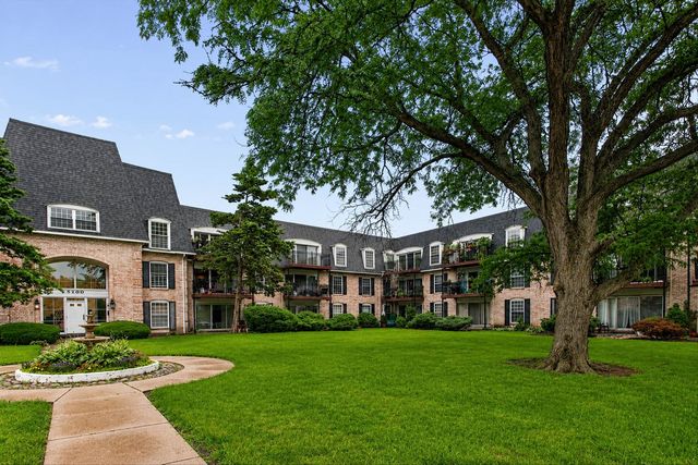 5200 CARRIAGEWAY Drive 317, Rolling Meadows, IL 60008