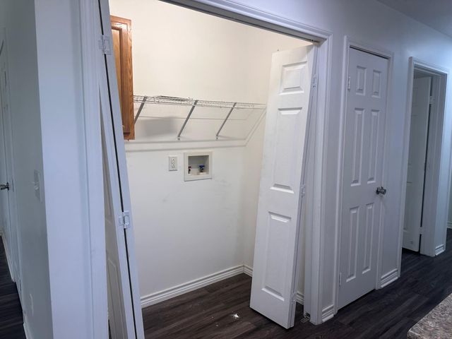 112 Palamino CT, Paige, TX 78659