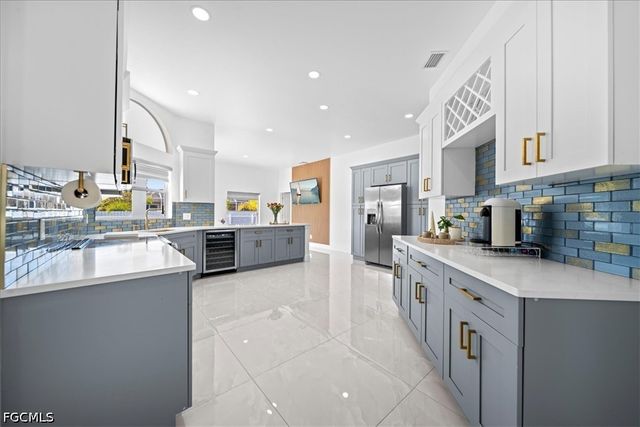 2610 SW Embers TER, Cape Coral, FL 33991