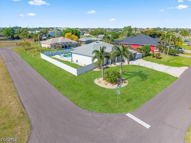 2610 SW Embers TER, Cape Coral, FL 33991