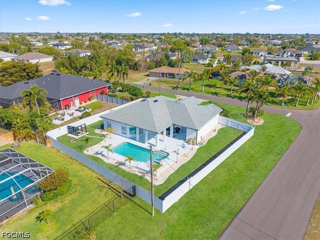 2610 SW Embers TER, Cape Coral, FL 33991