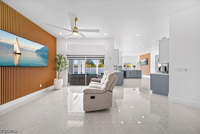 2610 SW Embers TER, Cape Coral, FL 33991