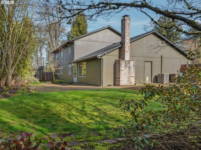 381 Ne 33RD Ct, Hillsboro, OR 97124