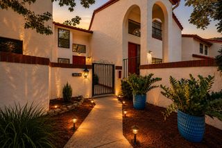 343 IVES DAIRY Road 343-06, Miami, FL 33179