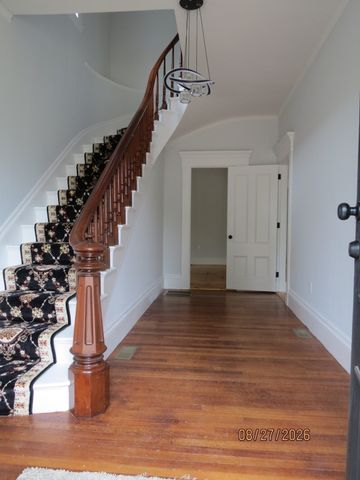 51 Grove Avenue, Leominster, MA 01453